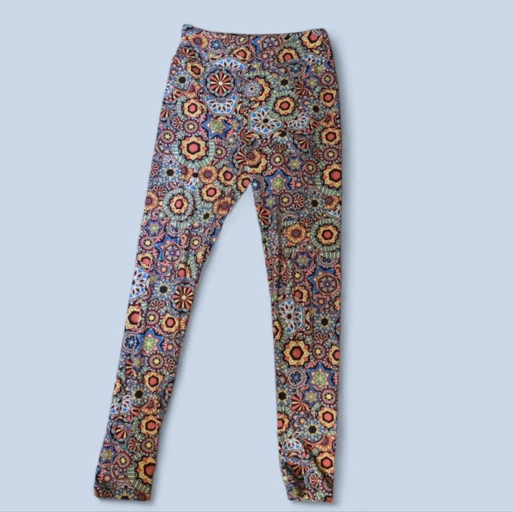 🪁 Colorful Patterned Womens Leggings (One-size)